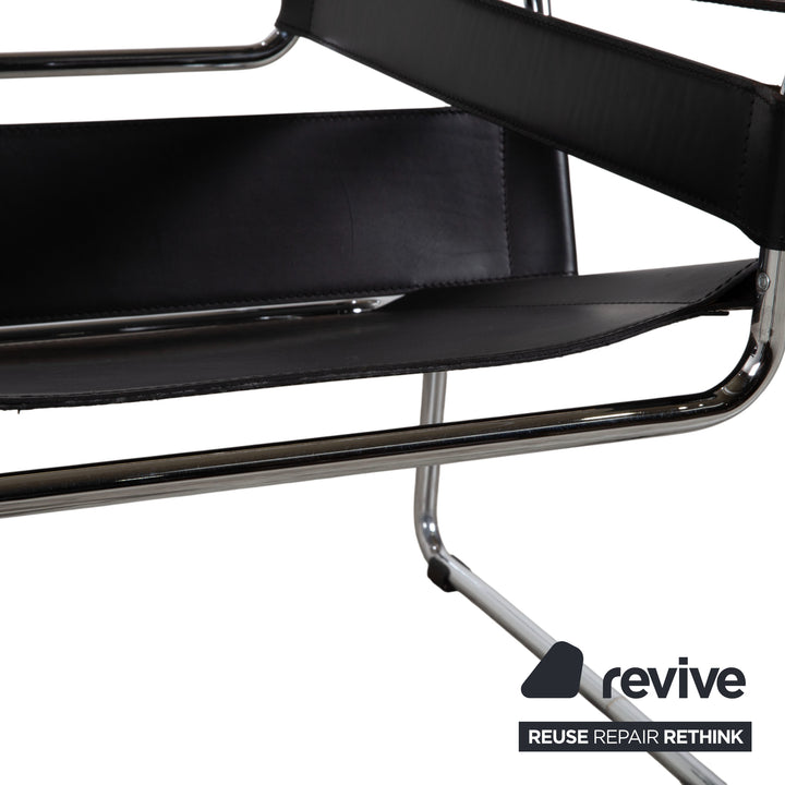 Knoll International Wassily Chair Leather 2x Armchairs Black Chair Marcel Breuer