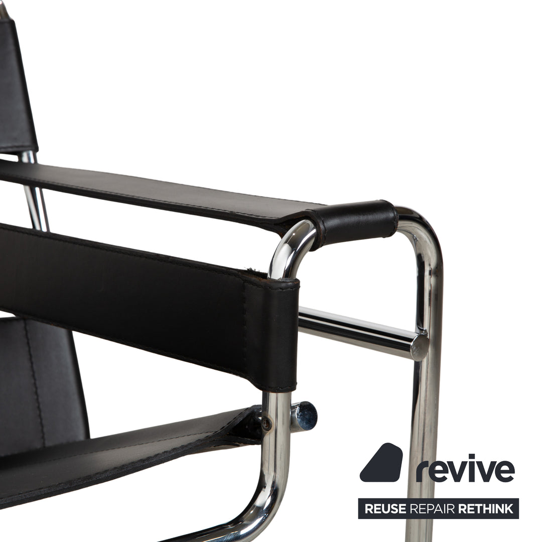 Fauteuil Wassily de Knoll International, en cuir noir