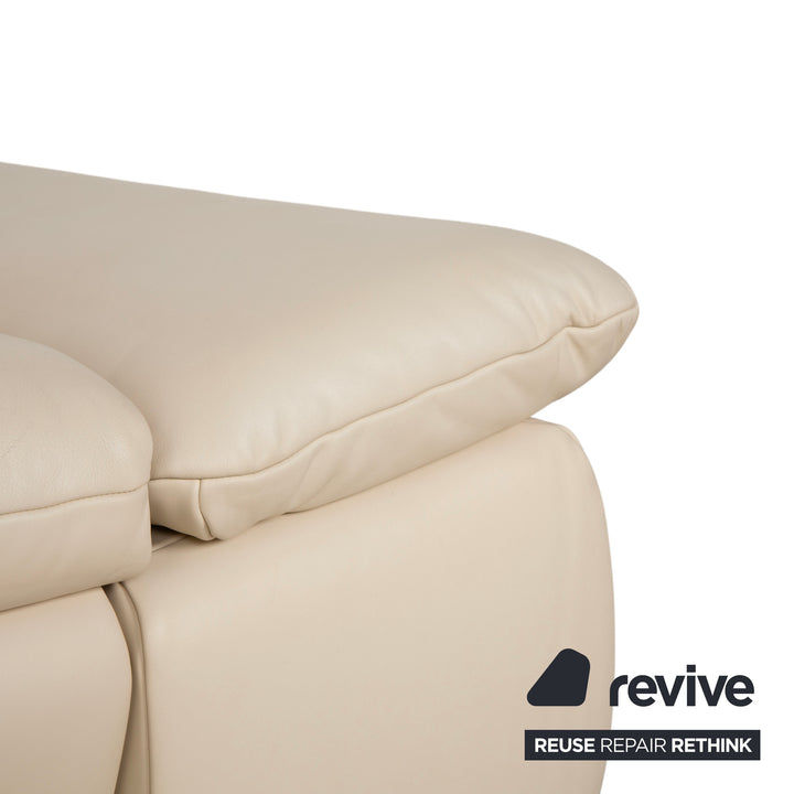 Canapé électrique deux places en cuir crème Koinor Ella