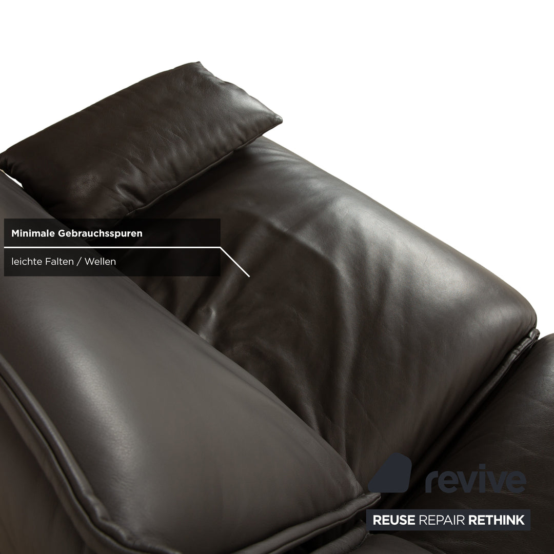 Canapé deux places en cuir gris foncé avec fonction électrique Koinor Free Motion Edit 1