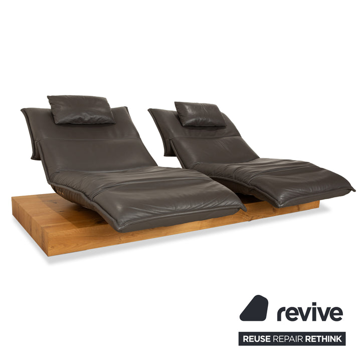 Canapé deux places en cuir gris foncé avec fonction électrique Koinor Free Motion Edit 1