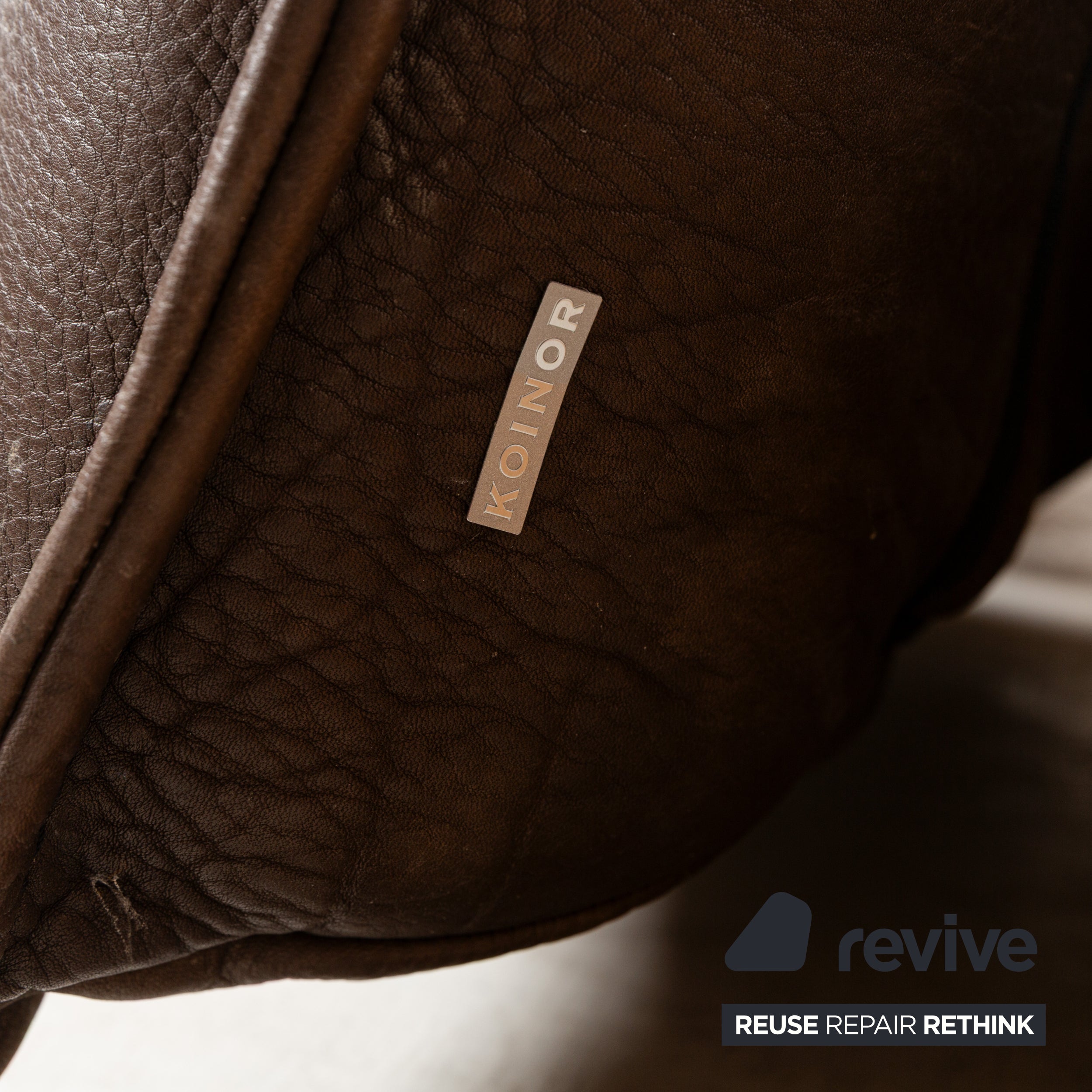 Koinor Free Motion Epos 3 canapé deux places en cuir marron foncé avec fonction électrique