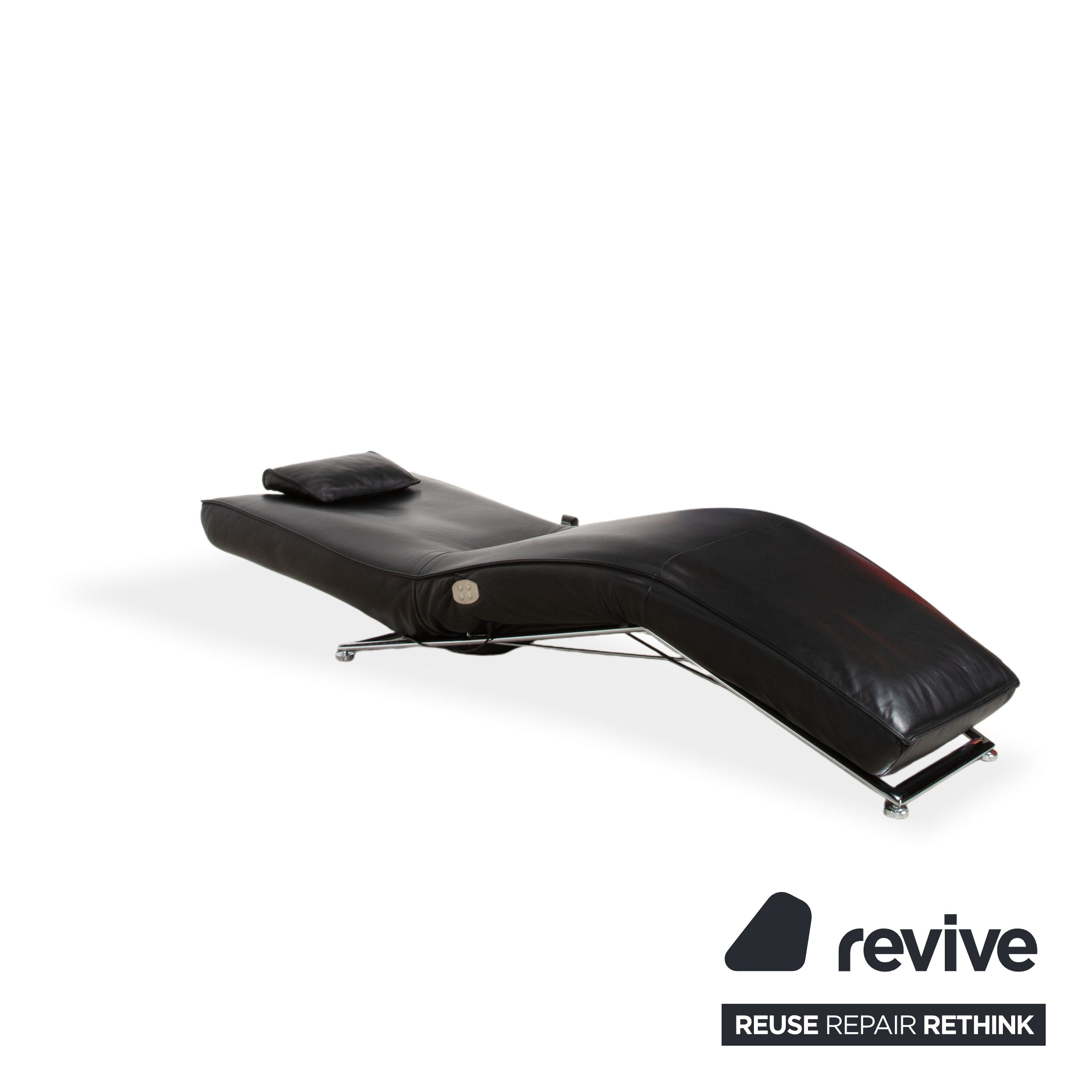 Koinor Jonas Chaise Longue Black Leather with Jeremiah Chrome Frame including Electric Function