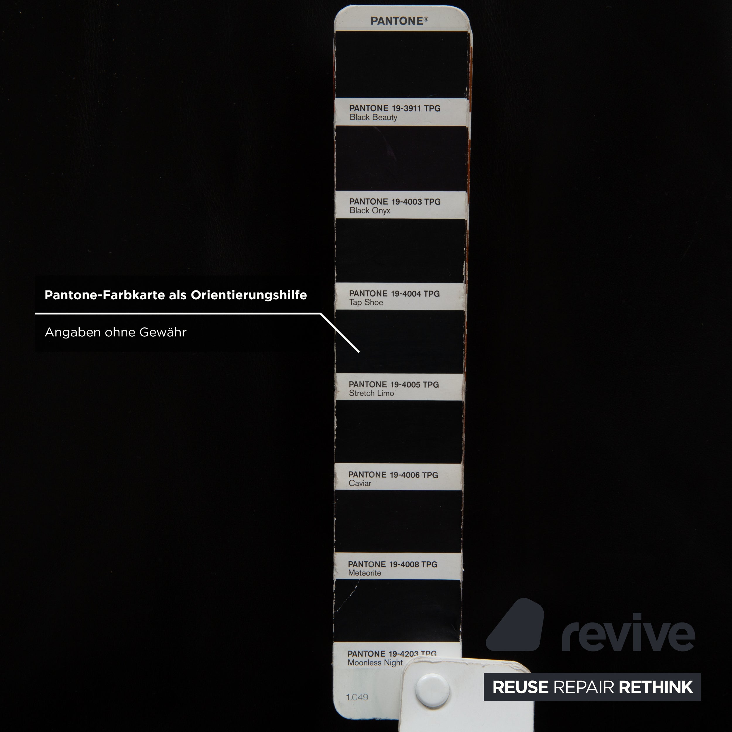 Canapé trois places en cuir noir Koinor