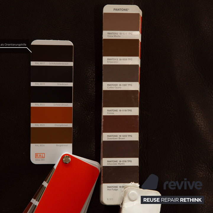 Canapé à fonction électrique marron deux places en cuir Koinor