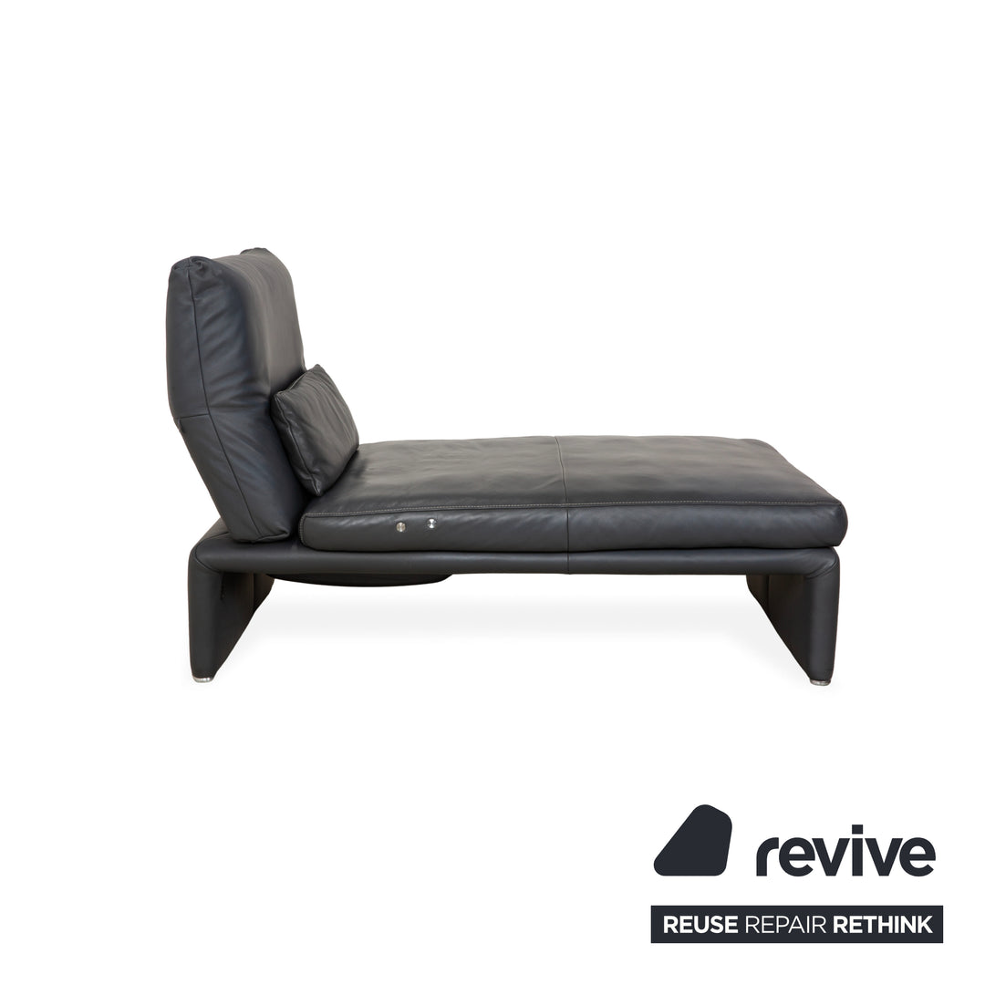 Fauteuil suspendu en cuir Koinor Raoul, gris anthracite, fonction électrique