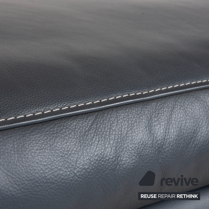 Fauteuil suspendu en cuir Koinor Raoul, gris anthracite, fonction électrique