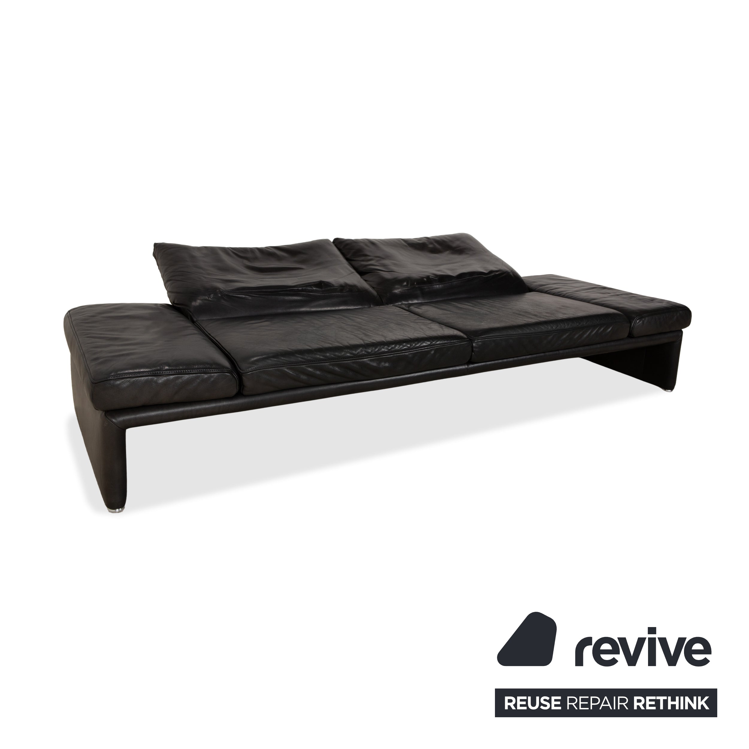 Canapé quatre places Koinor Raoul en cuir gris foncé anthracite et noir, à réglage manuel