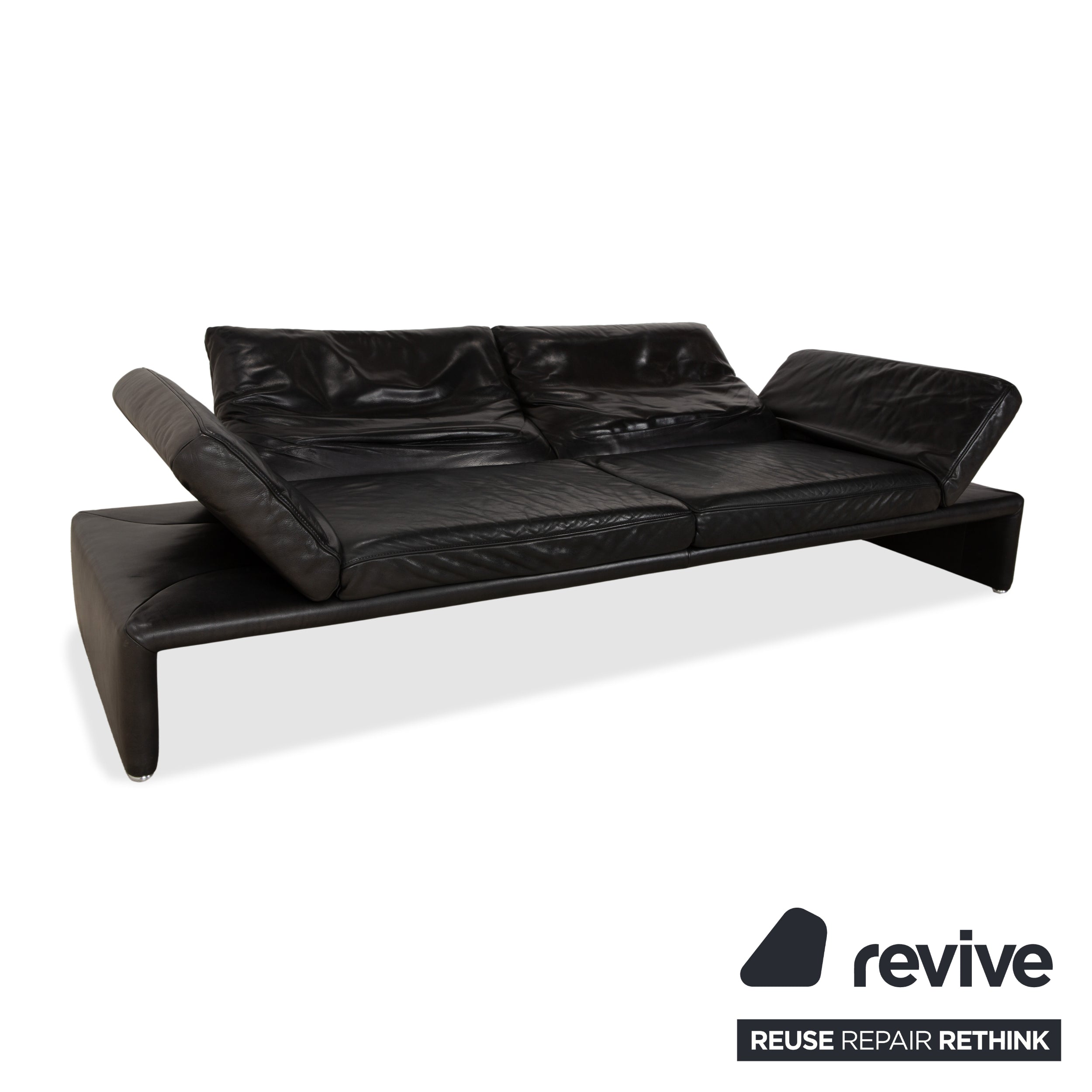 Canapé quatre places Koinor Raoul en cuir gris foncé anthracite et noir, à réglage manuel