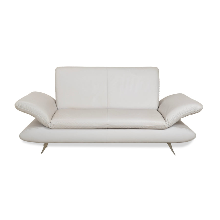Canapé deux places en cuir Koinor Rossini beige gris bleu à fonction manuelle