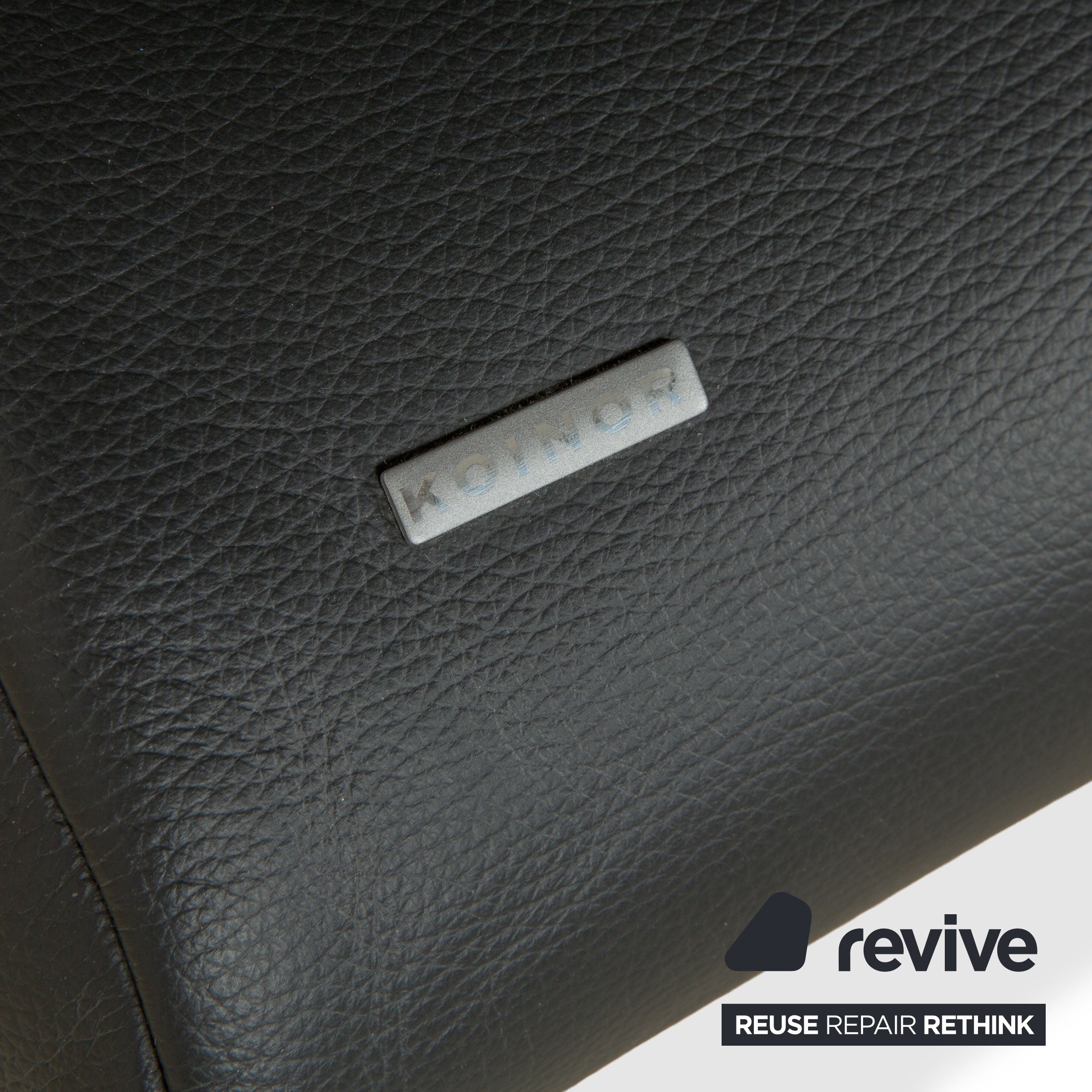 Canapé deux places en cuir gris foncé Koinor Rossini à fonction manuelle