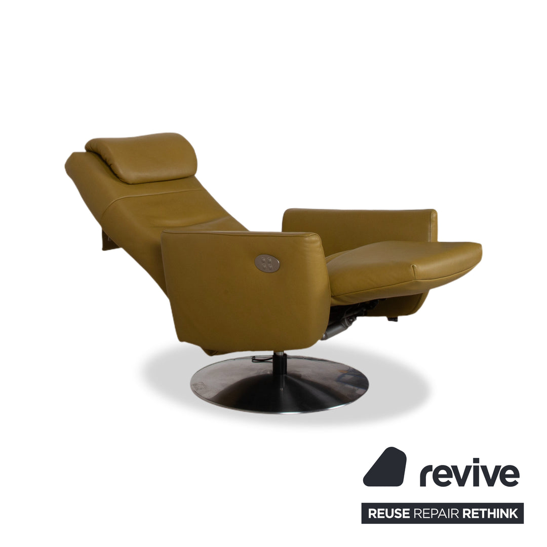 Fauteuil en cuir vert Koinor Seneca avec fonction électrique