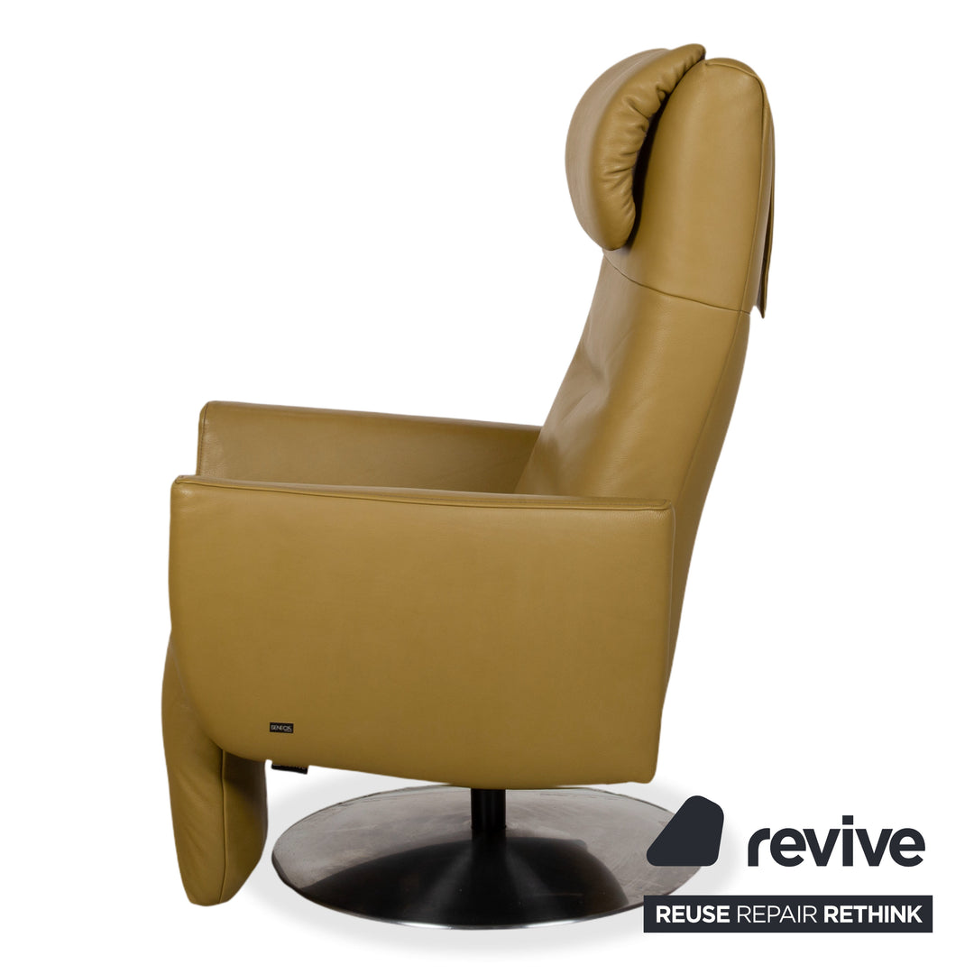 Fauteuil en cuir vert Koinor Seneca avec fonction électrique