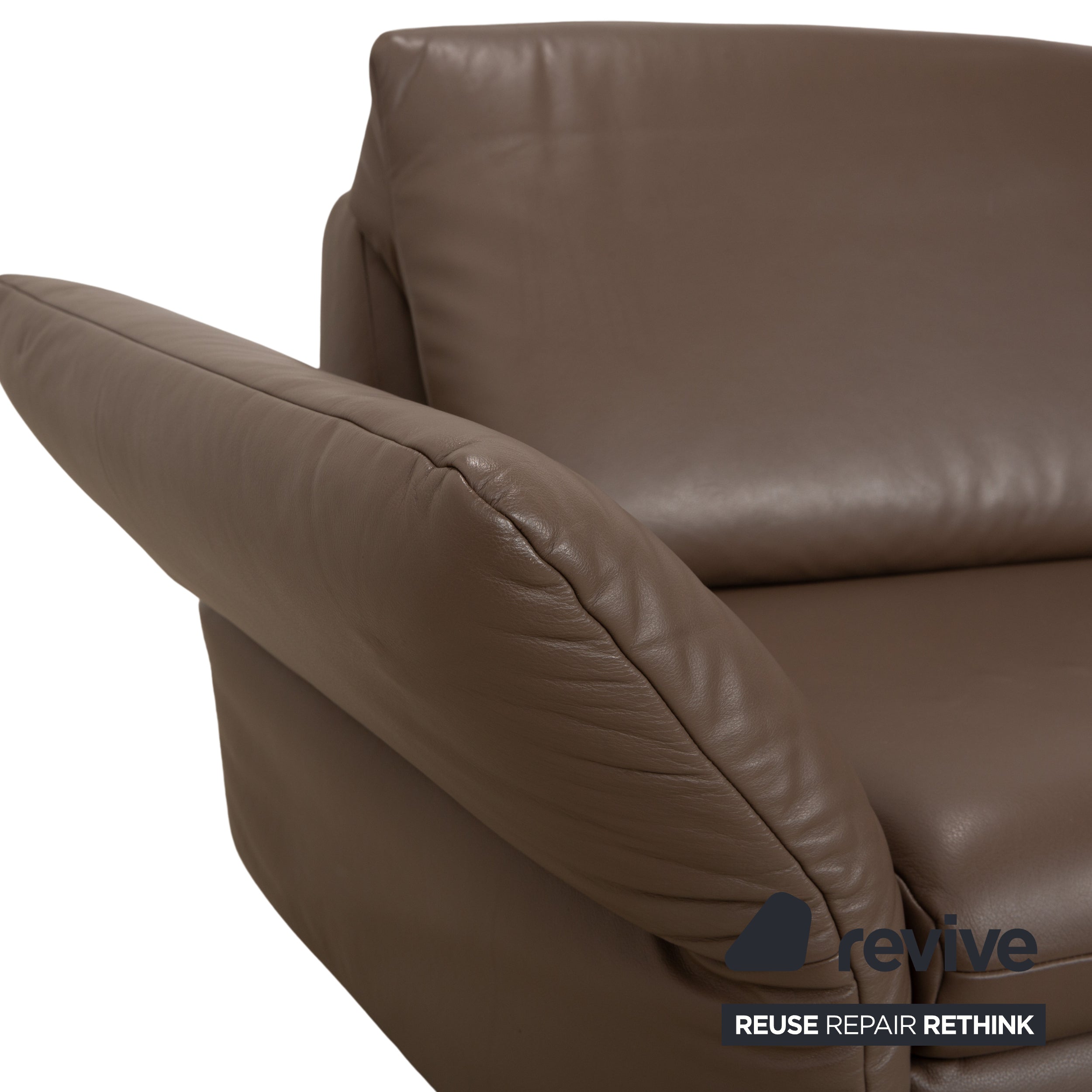 Canapé deux places Koinor Vittoria en cuir marron taupe à réglage manuel