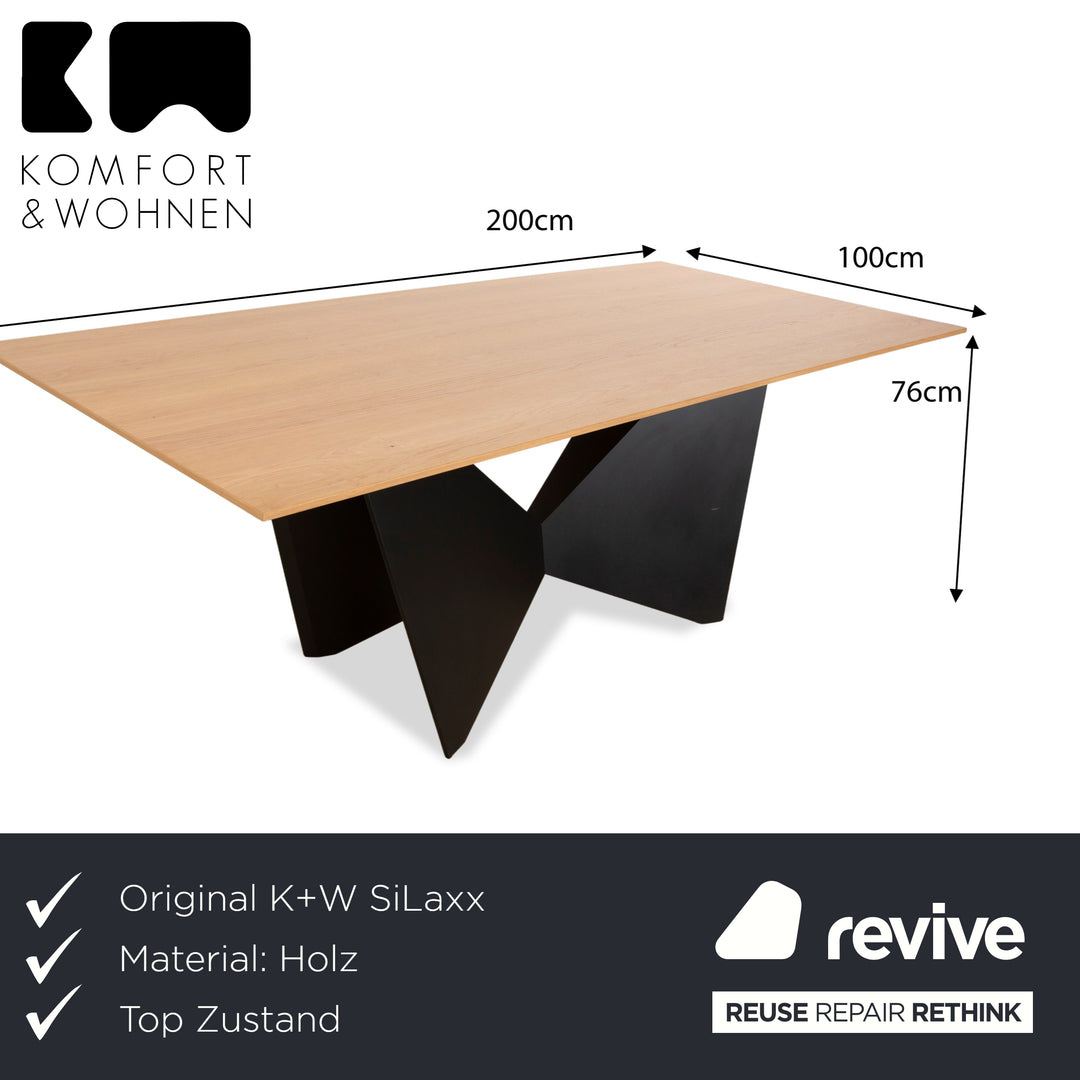 K+W SiLaxx Wooden Dining Table Brown