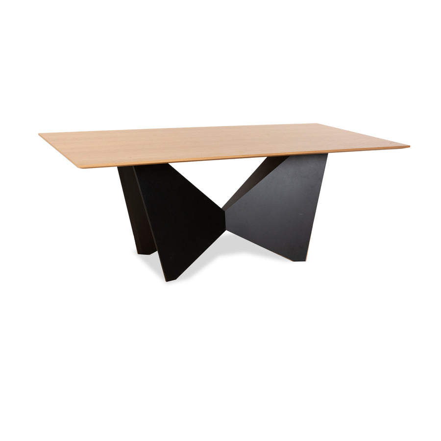 K+W SiLaxx Wooden Dining Table Brown