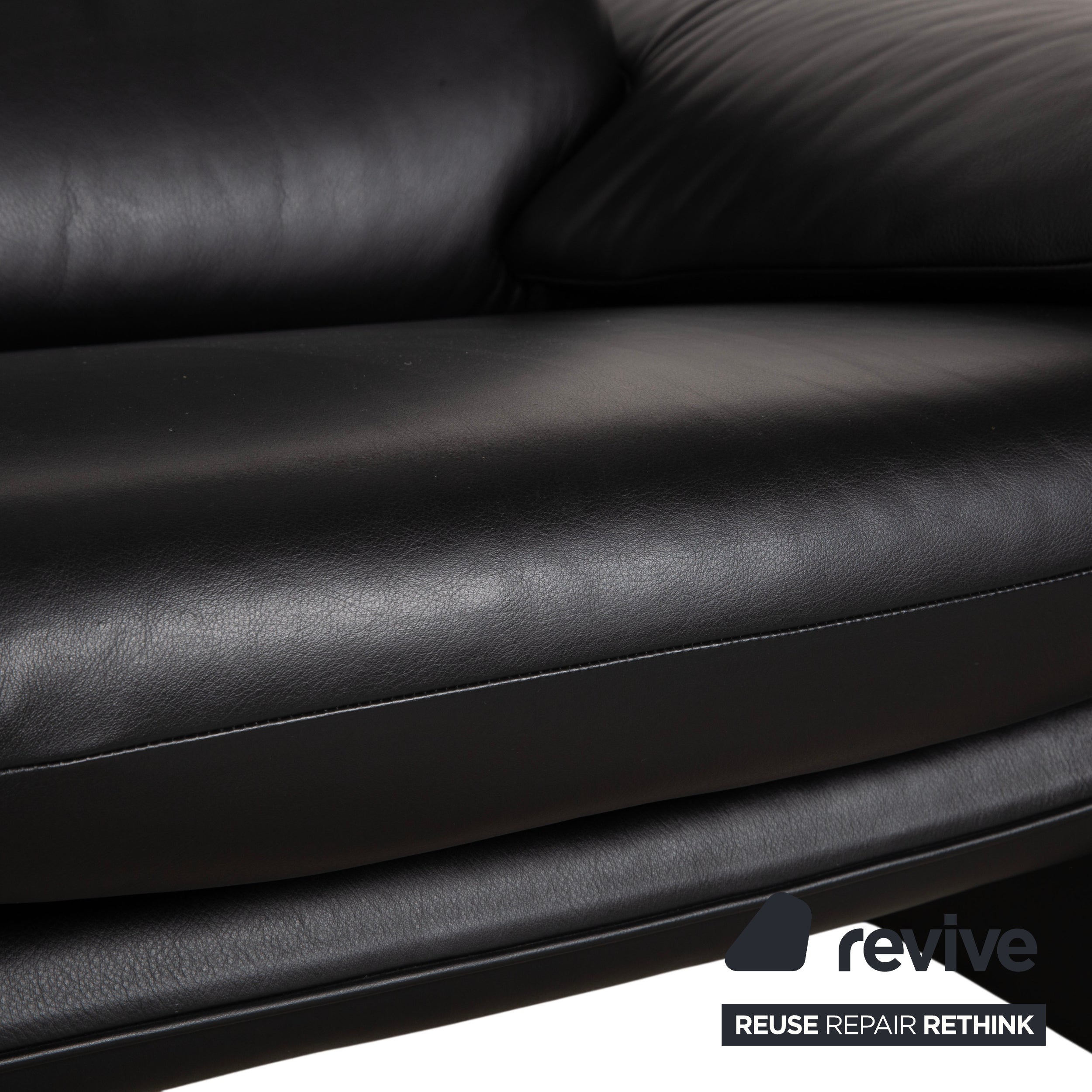 Laauser Atlanta Two-Seater Leather Sofa Black Couch Manual Function