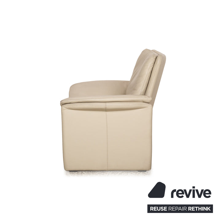 Leolux Catalpa leather armchair cream