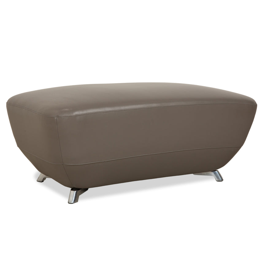 Canapé Chesterfield trois places en cuir marron vintage