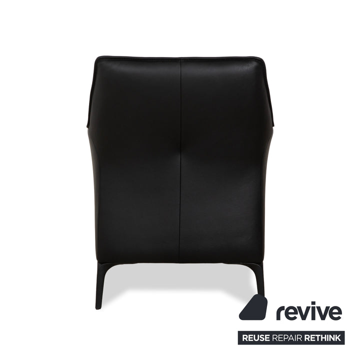 Leolux Mayuro Leather Armchair Black