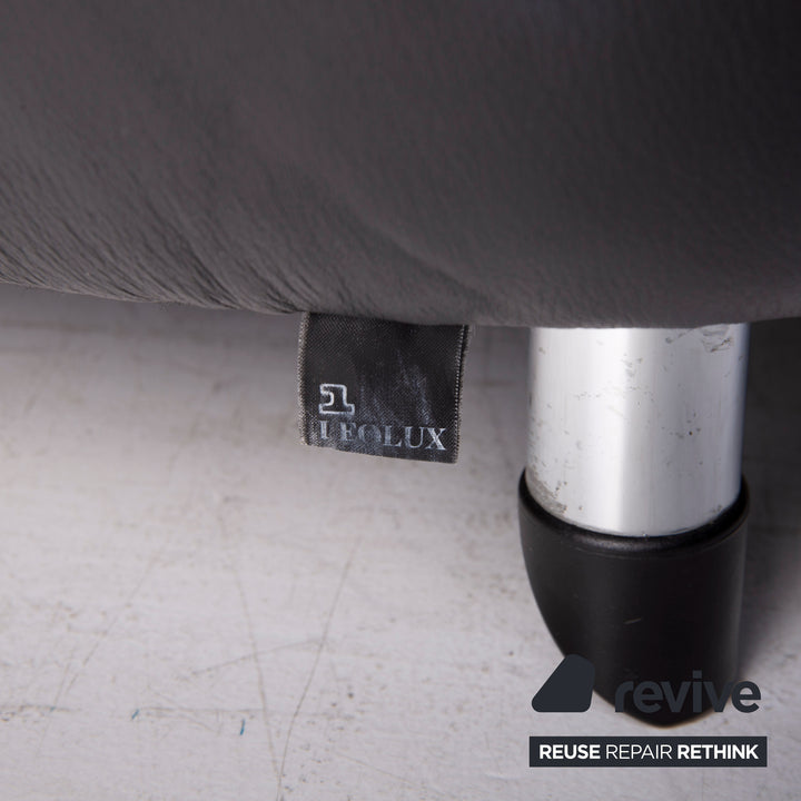 Leolux Pallone Leather Armchair Black Red