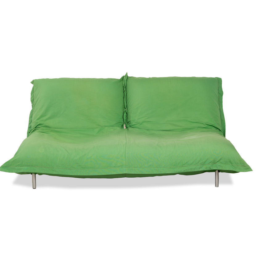 Canapé deux places en tissu Calin Ligne Roset vert citron