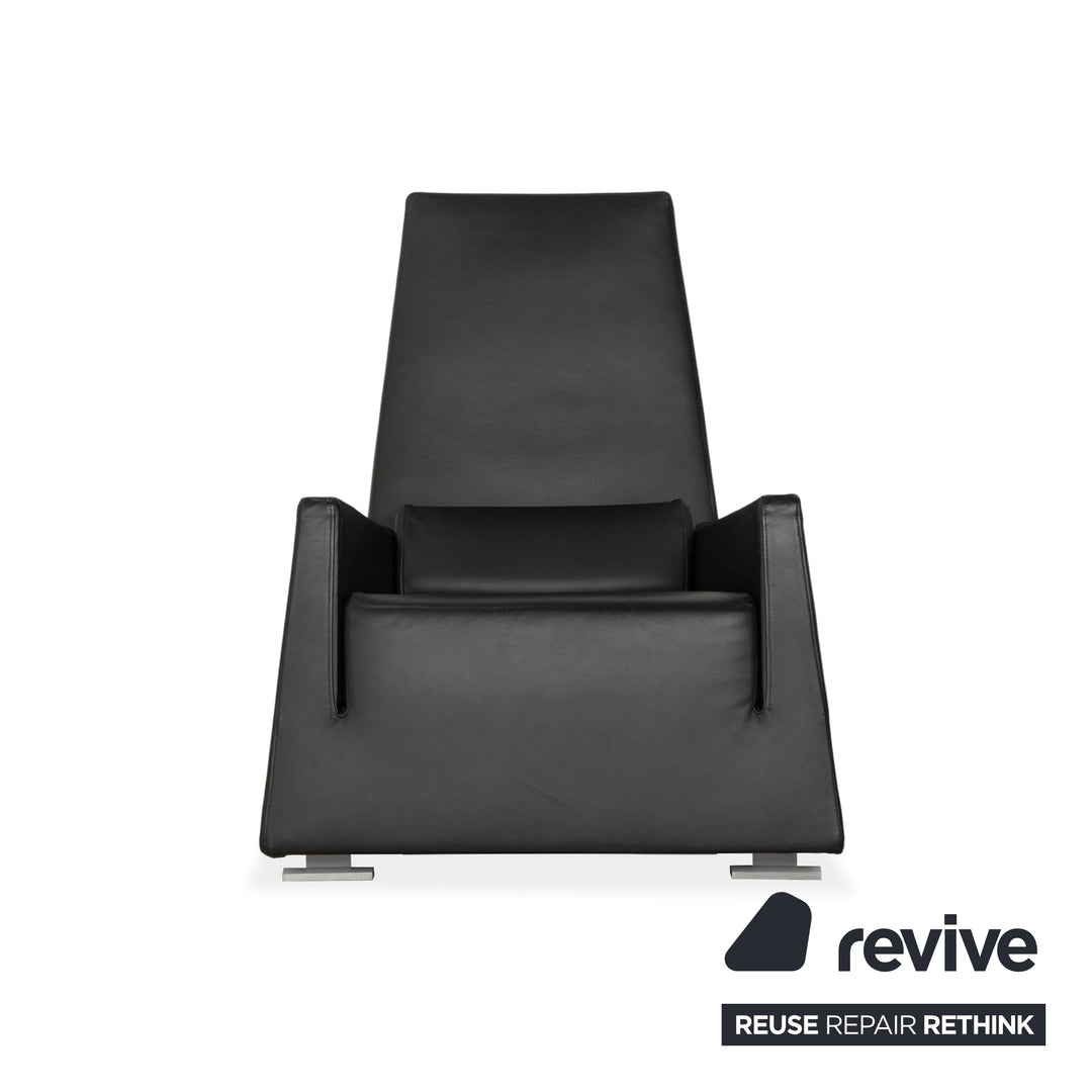 Fauteuil Jul en cuir noir Ligne Roset
