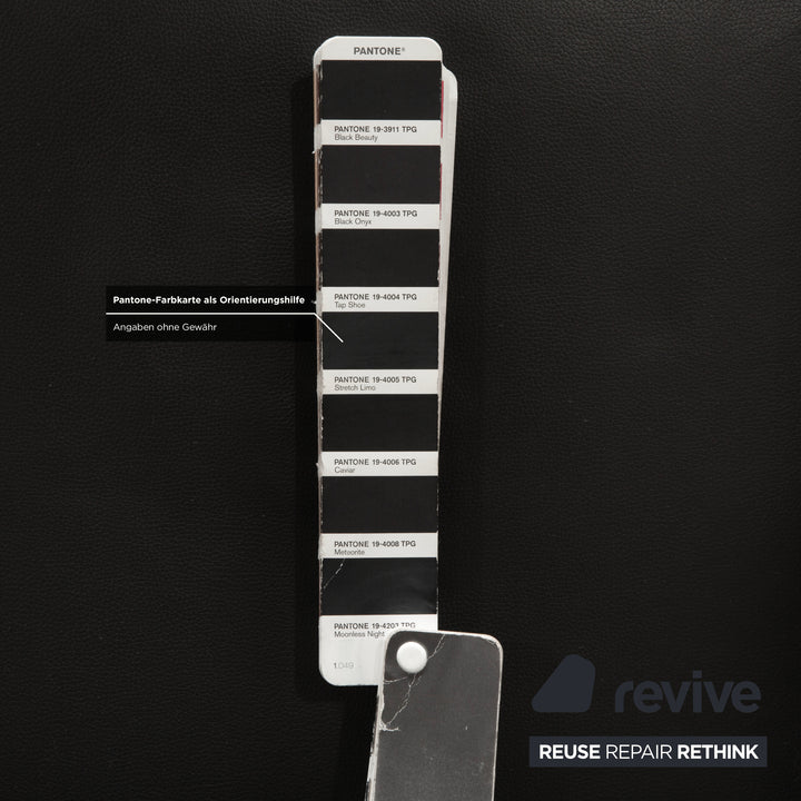 Fauteuil Jul en cuir noir Ligne Roset