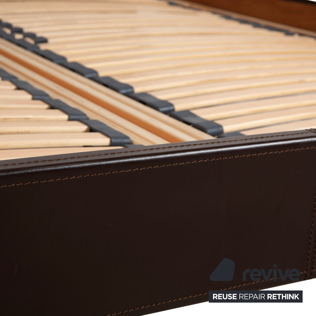 Ligne Roset Leder Bett Braun 180x200