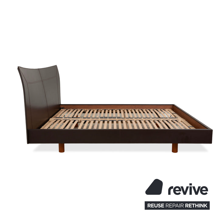 Ligne Roset Leder Bett Braun 180x200