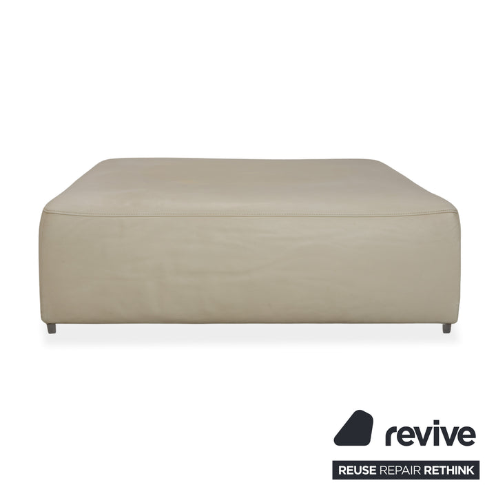 Ligne Roset Malhoun tabouret en cuir crème