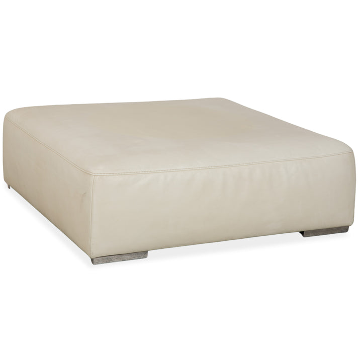 Ligne Roset Malhoun tabouret en cuir crème