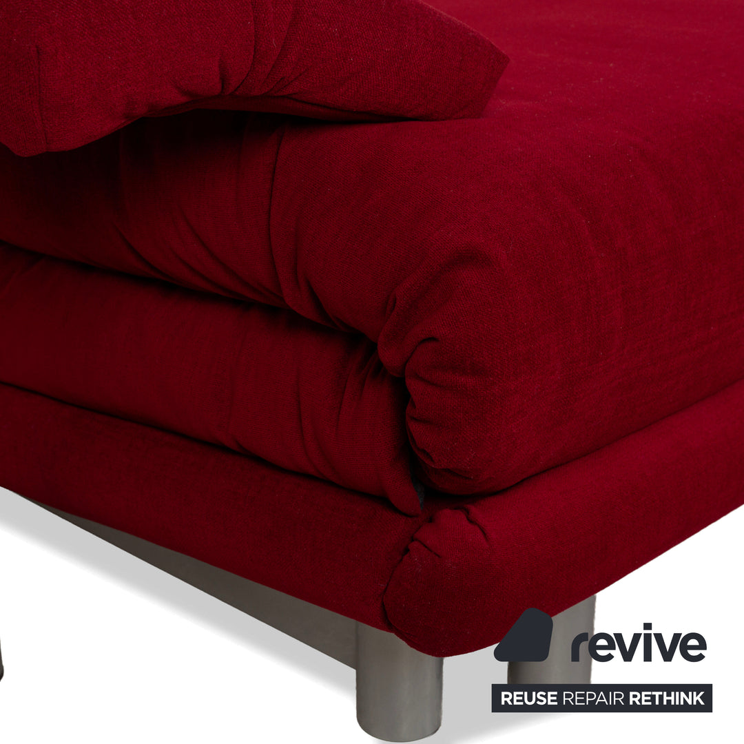 Canapé convertible 3 places Ligne Roset Multy en tissu rouge à fonction manuelle