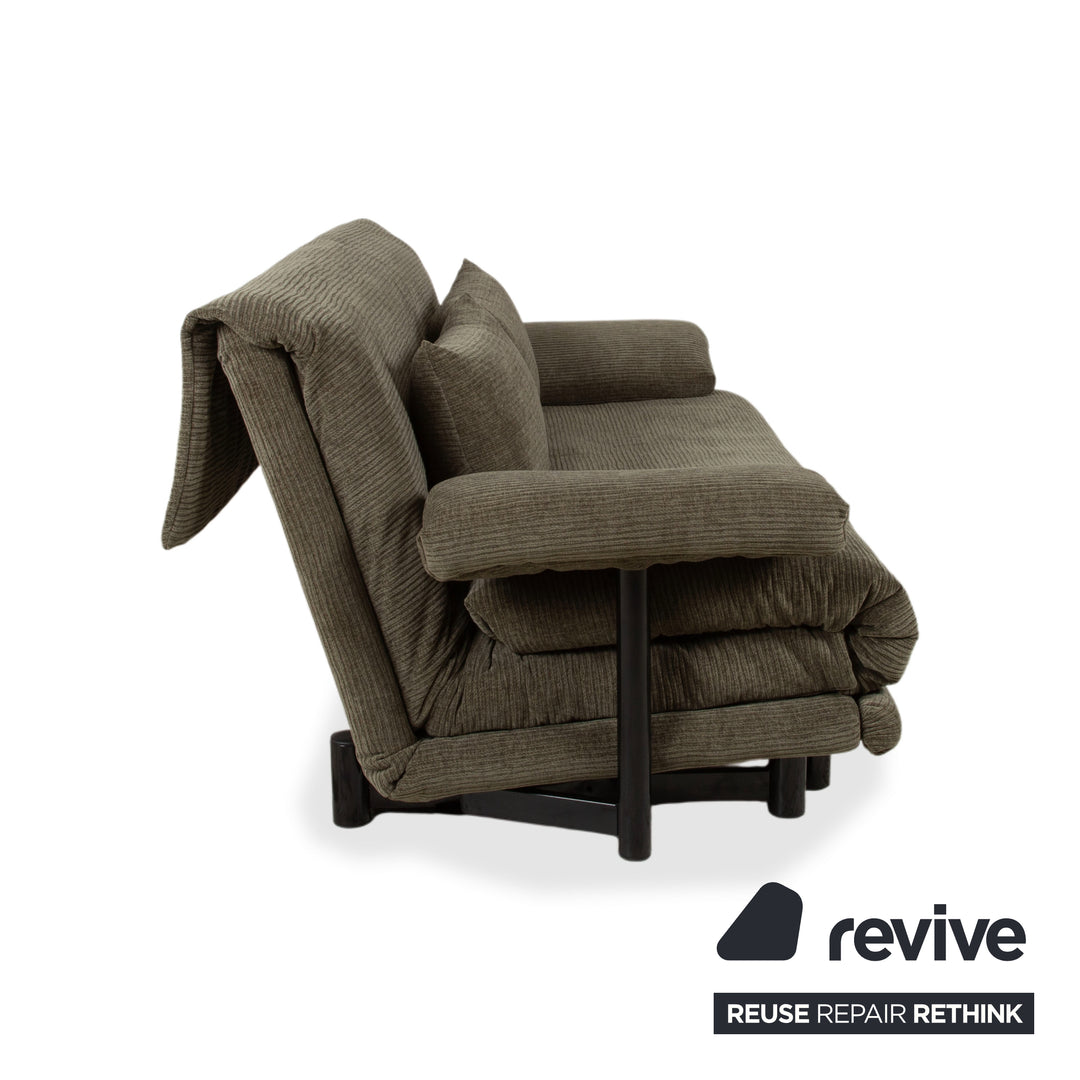 Canapé convertible Ligne Roset Multy trois places tissu vert marron ocre, nouveau revêtement ELENI 211, fonction manuelle