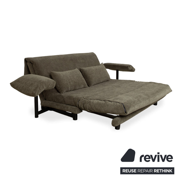 Canapé convertible Ligne Roset Multy trois places tissu vert marron ocre, nouveau revêtement ELENI 211, fonction manuelle