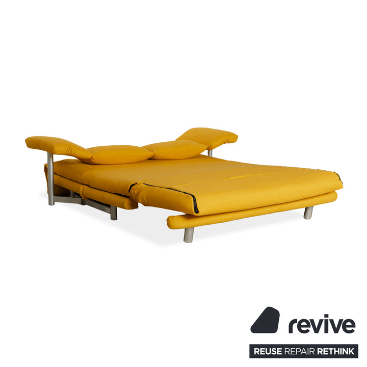 Ligne Roset Multy trois places jaune avec accoudoirs et fonction veille manuelle