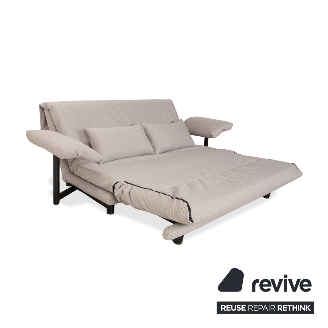 Canapé trois places Ligne Roset Multy gris, fonction convertible manuelle, avec accoudoirs, retapissé