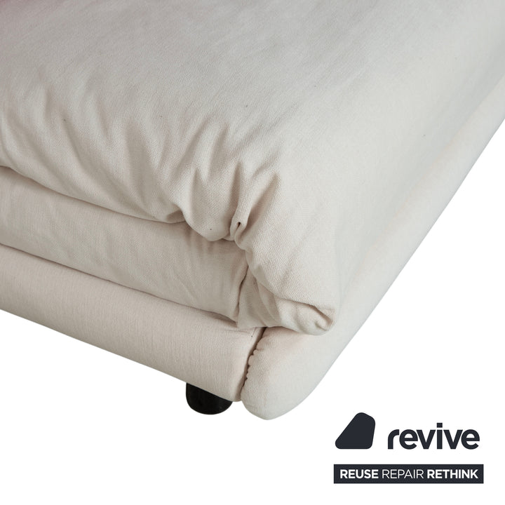 Canapé convertible trois places gris en tissu Ligne Roset Multy