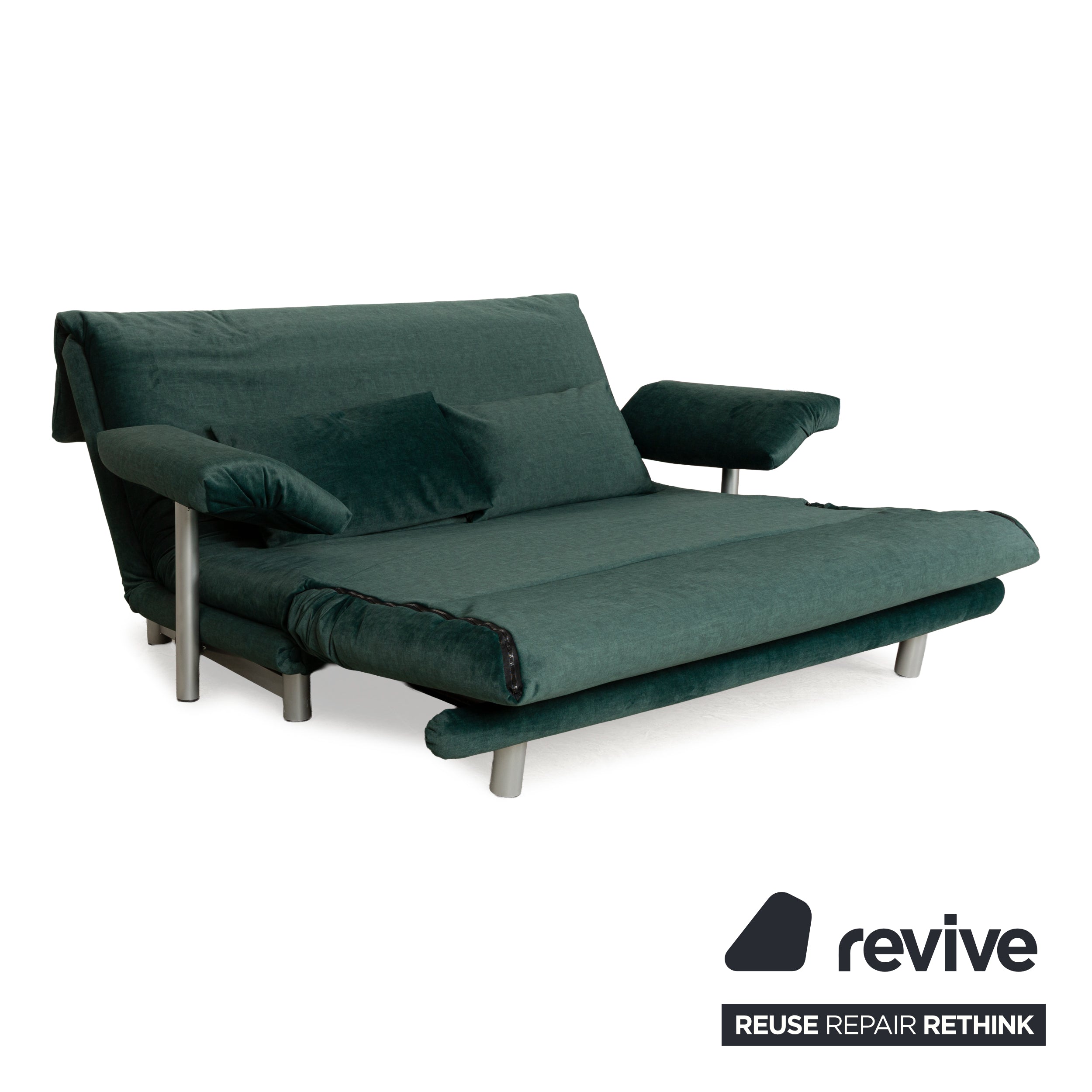 Canapé-lit trois places Ligne Roset Multy vert avec accoudoirs, housse neuve