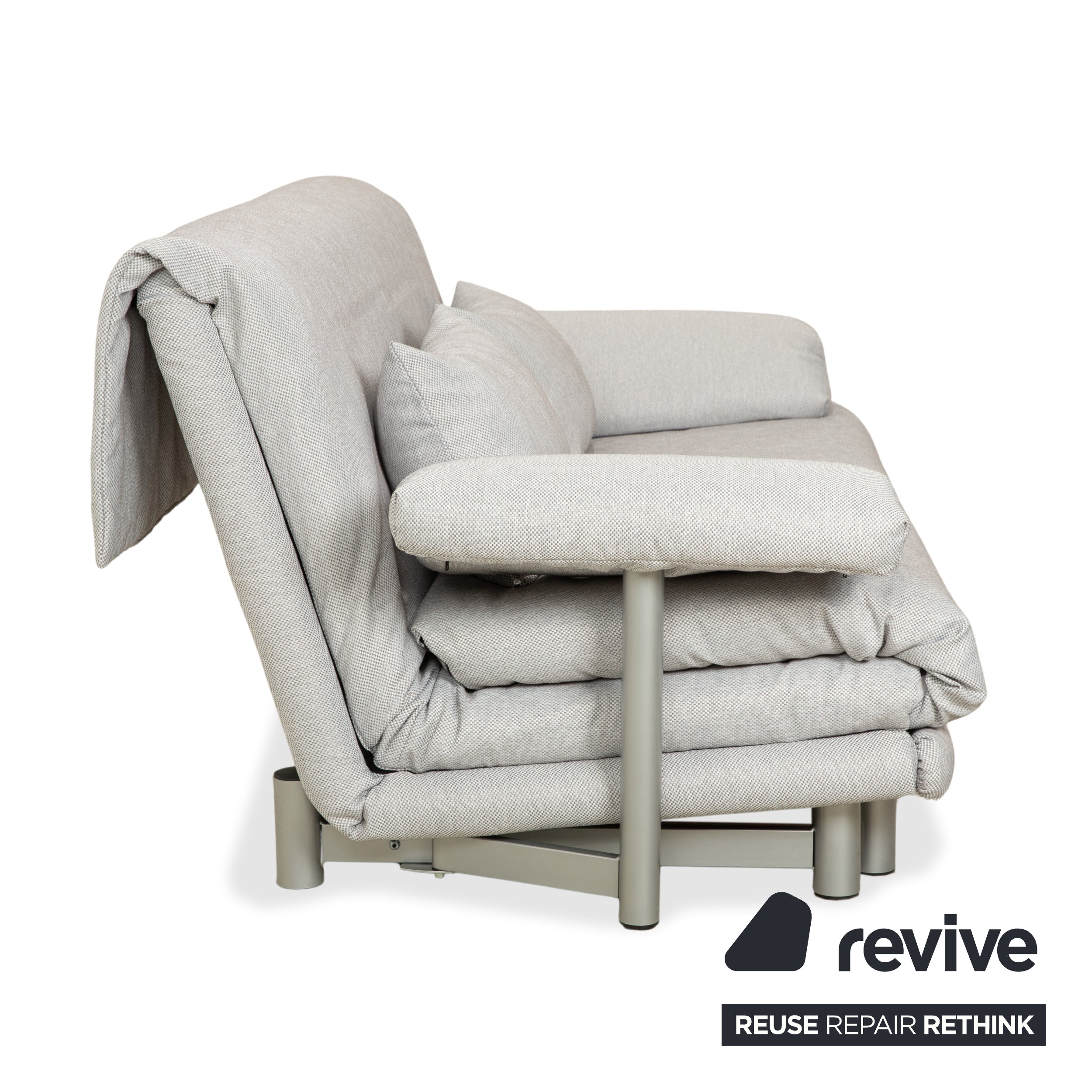 Réfection du canapé-lit manuel trois places Ligne Roset Multy en tissu gris