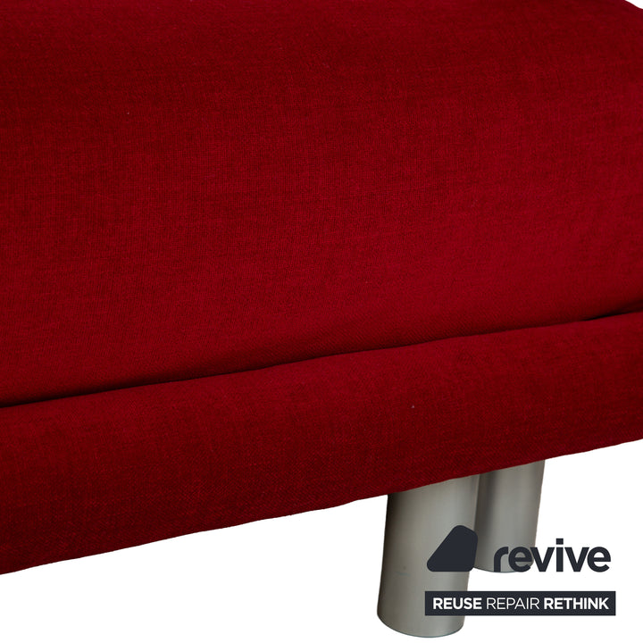 Ligne Roset Multy canapé trois places en tissu rouge foncé avec fonction couchage et accoudoirs neufs