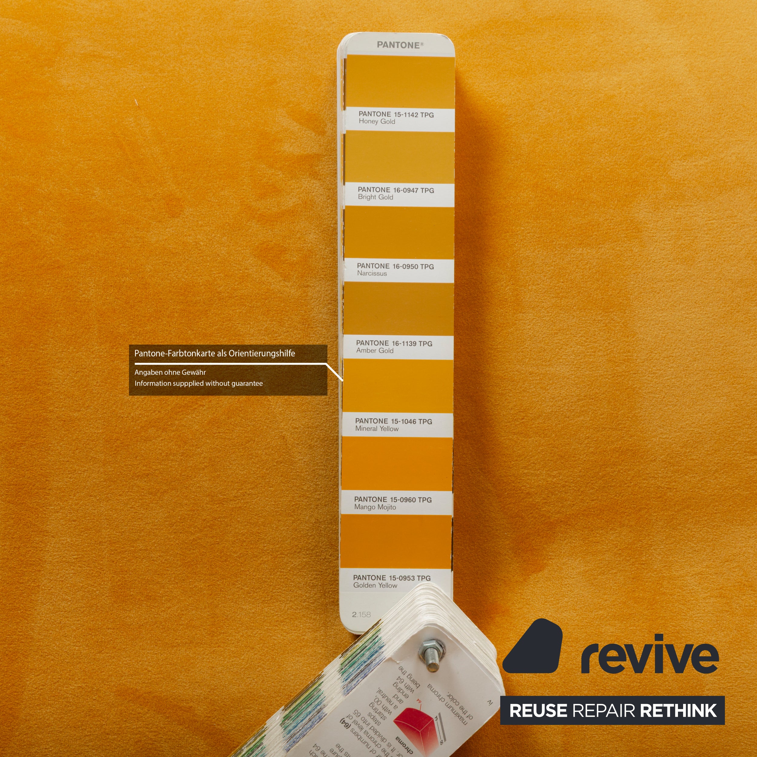 Ligne Roset Multy canapé trois places en tissu jaune or avec accoudoirs fonction couchage nouvelle housse