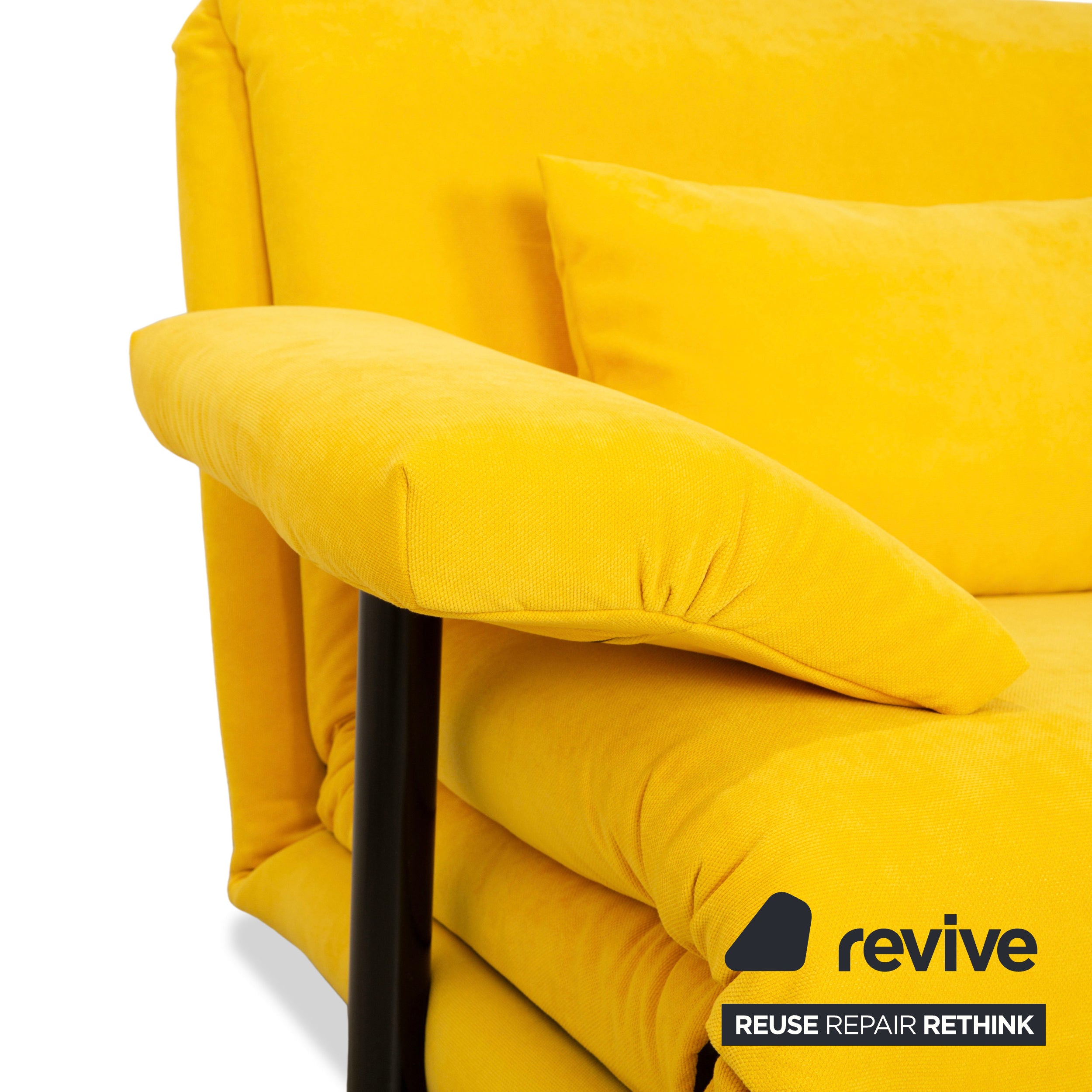 Ligne Roset Multy Stoff Dreisitzer Gelb manuelle Funktion Schlaffunktion Neubezug Armlehnen