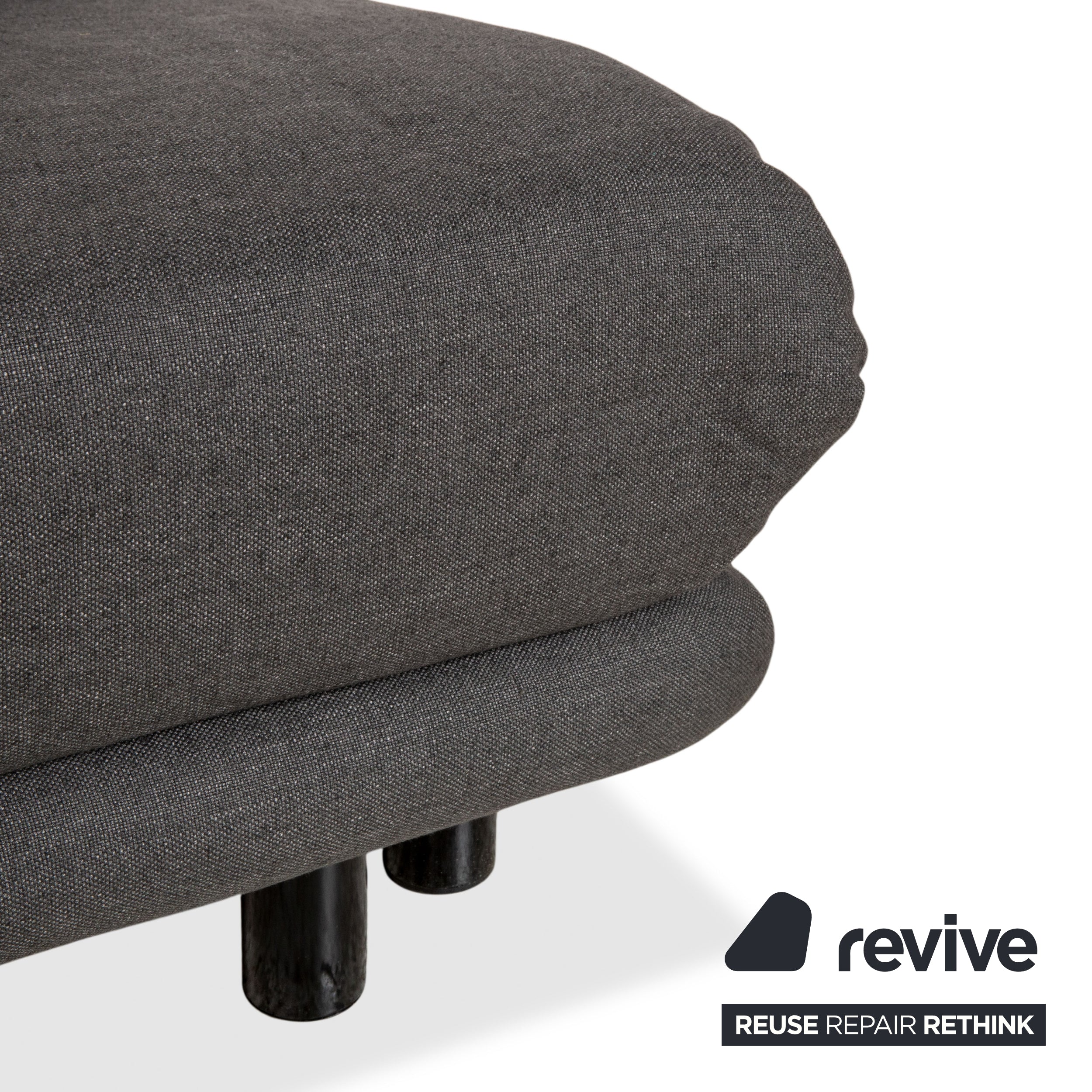 Ligne Roset Multy Tissu canapé trois places gris, piètement noir, fonction couchage manuelle, nouvelle housse (LINEN 532)
