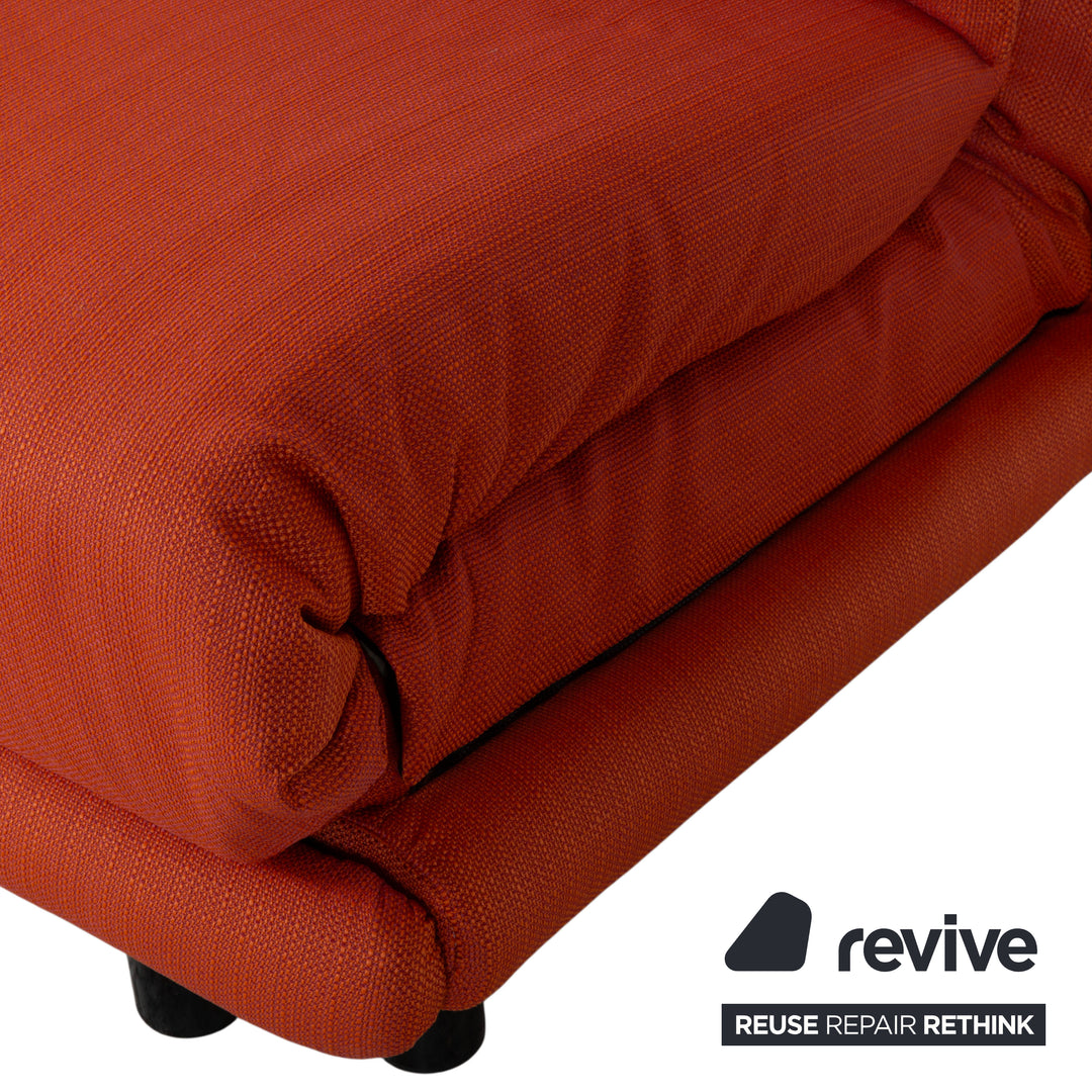Ligne Roset Multy Stoff Dreisitzer Rot Orange manuelle Funktion Schlafsofa Gestell schwarz Neubezug