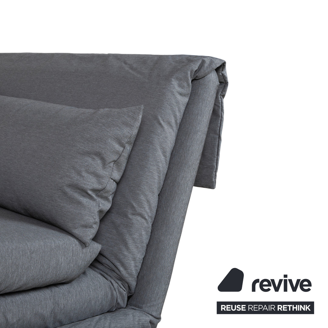 Ligne Roset Multy Tissu Canapé trois places gris avec fonction couchage