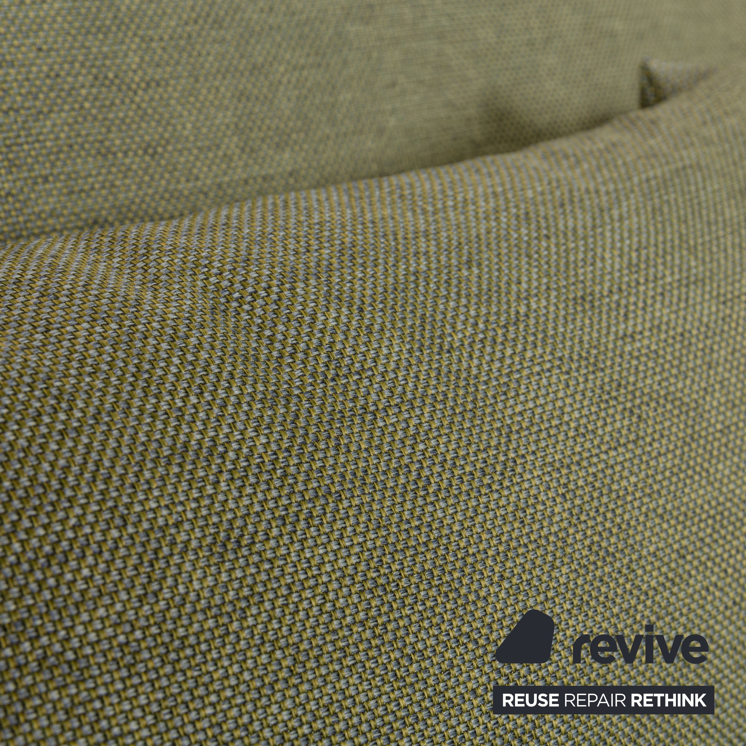 Canapé convertible 3 places en tissu Multy Ligne Roset vert à fonction manuelle