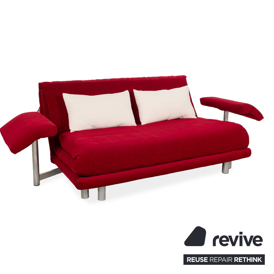 Canapé convertible 3 places Ligne Roset Multy en tissu rouge à fonction manuelle