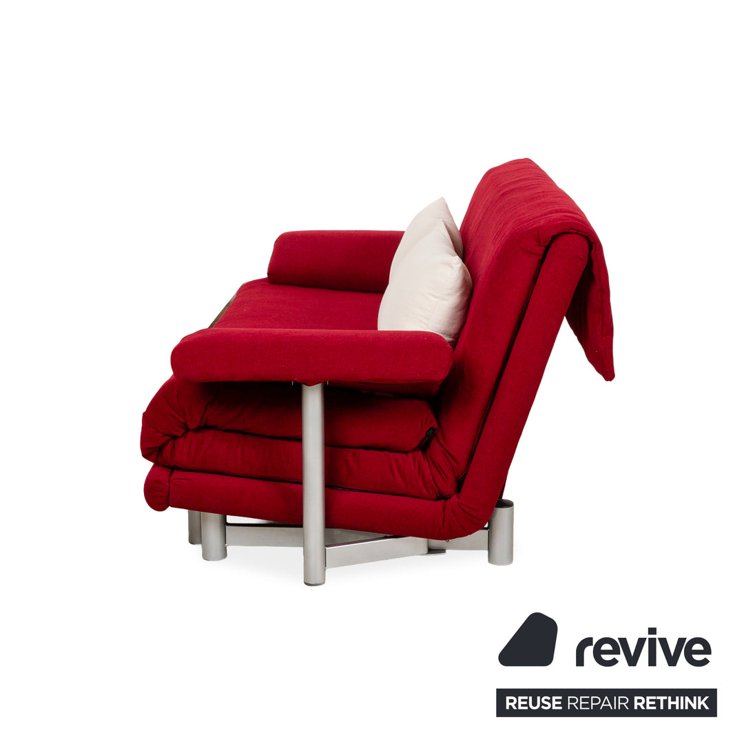 Canapé convertible 3 places Ligne Roset Multy en tissu rouge à fonction manuelle