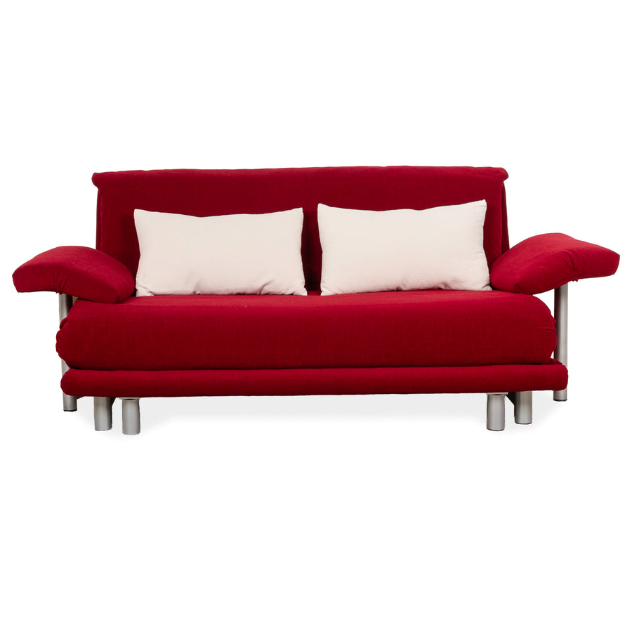 Canapé convertible 3 places Ligne Roset Multy en tissu rouge à fonction manuelle